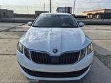 Skoda Octavia 2019 годаүшін8 100 000 тг. в Атырау