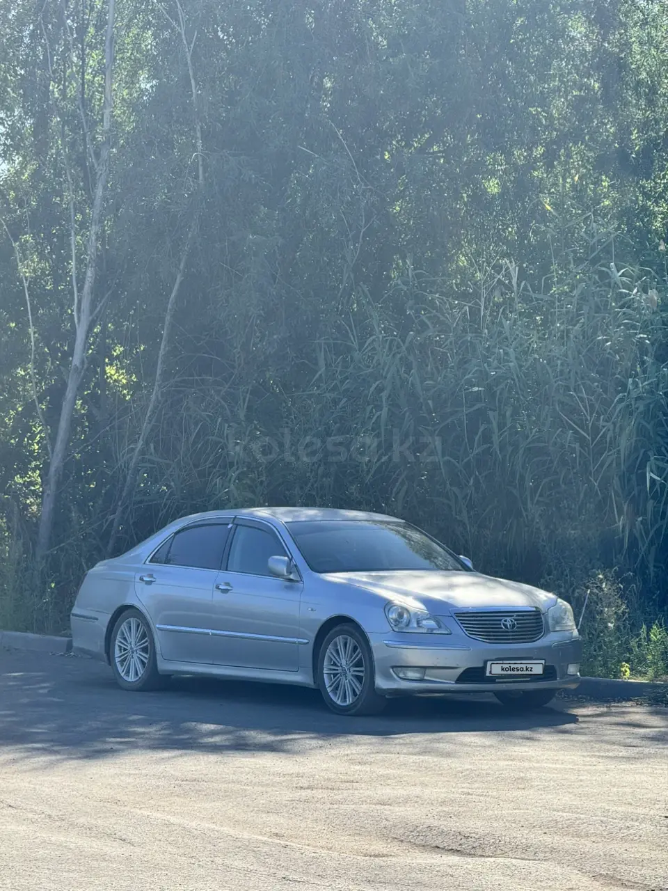 Toyota Crown Majesta, 2005