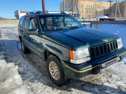 Jeep Grand Cherokee 1994 года за 3 100 000 тг. в Астана