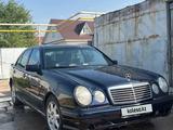 Mercedes-Benz E 320 1997 годаfor3 100 000 тг. в Алматы – фото 3