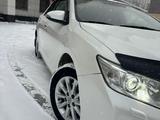 Toyota Camry 2014 года за 8 300 000 тг. в Уральск – фото 4