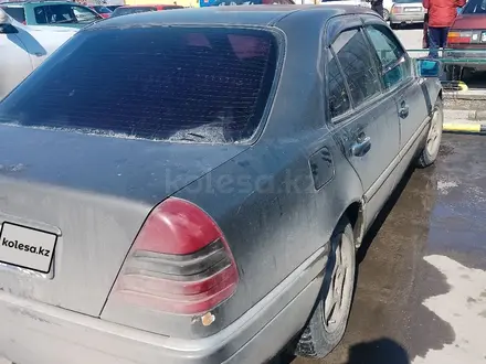 Mercedes-Benz S 220 1993 года за 1 500 000 тг. в Кокшетау – фото 3