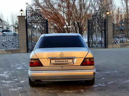 Mercedes-Benz E 280 1993 года за 1 700 000 тг. в Кызылорда – фото 5