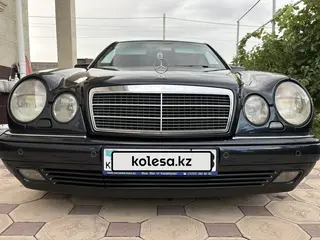 Mercedes-Benz E 280