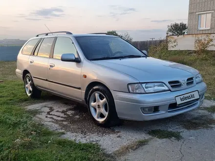 Nissan Primera 1998 года за 2 500 000 тг. в Астана