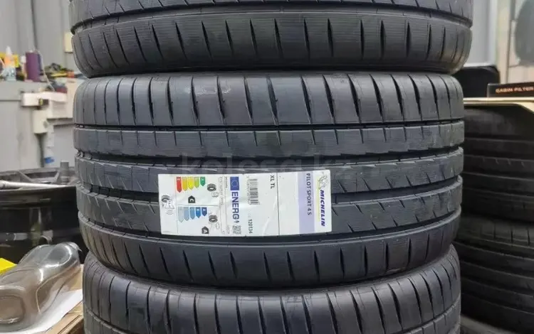 305/30R21 — 265/35R21 Michelin Pilot Sport 4S за 1 350 000 тг. в Алматы