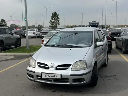 Nissan Almera Tino 2003 года за 2 500 000 тг. в Алматы