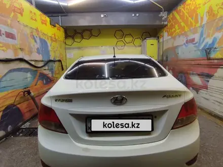 Hyundai Accent 2014 года за 3 700 000 тг. в Усть-Каменогорск – фото 5