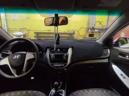 Hyundai Accent 2014 года за 3 700 000 тг. в Усть-Каменогорск – фото 7