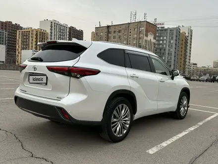 Toyota Highlander 2022 года за 31 000 000 тг. в Алматы – фото 9