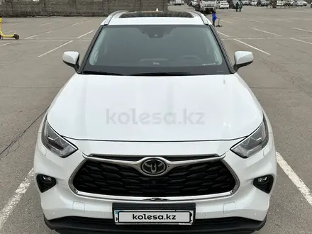 Toyota Highlander 2022 года за 31 000 000 тг. в Алматы – фото 12