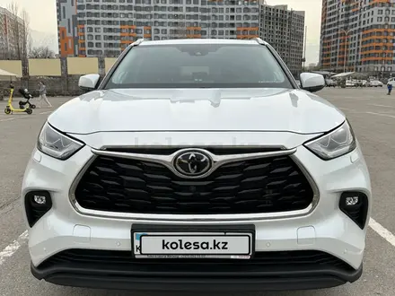 Toyota Highlander 2022 года за 31 000 000 тг. в Алматы – фото 14