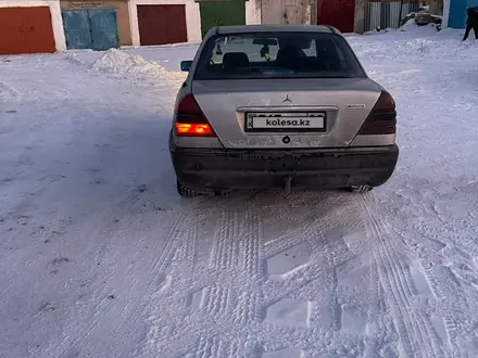 Mercedes-Benz C 180 1993 года за 750 000 тг. в Астана – фото 4