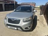 Hyundai Santa Fe 2011 года за 6 100 000 тг. в Уральск – фото 2