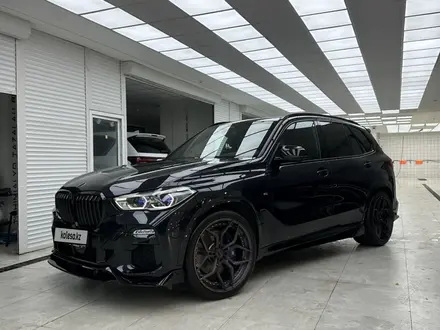 BMW X5 2021 года за 46 000 000 тг. в Алматы – фото 3