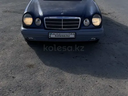 Mercedes-Benz E 200 1997 года за 2 300 000 тг. в Кызылорда