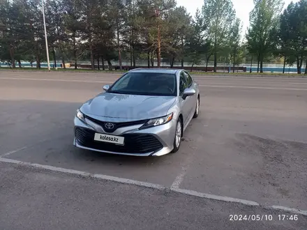 Toyota Camry 2020 года за 11 500 000 тг. в Усть-Каменогорск