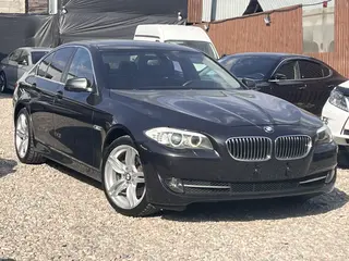 BMW 528