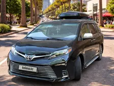 Toyota Sienna, 2015
