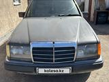 Mercedes-Benz E 200 1992 годаүшін1 000 000 тг. в Балхаш