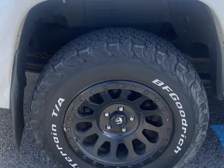 BFGoodrich ALL-Terrain за 100 000 тг. в Астана – фото 8