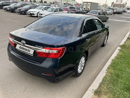 Toyota Camry 2014 года за 10 300 000 тг. в Алматы – фото 16