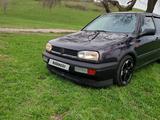 Volkswagen Golf 1995 года за 1 900 000 тг. в Алматы