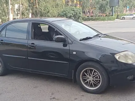 Toyota Corolla 2004 года за 3 350 000 тг. в Павлодар – фото 2