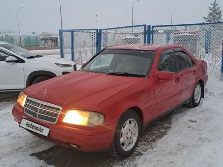 Mercedes-Benz C 200 1995 года за 1 680 000 тг. в Петропавловск