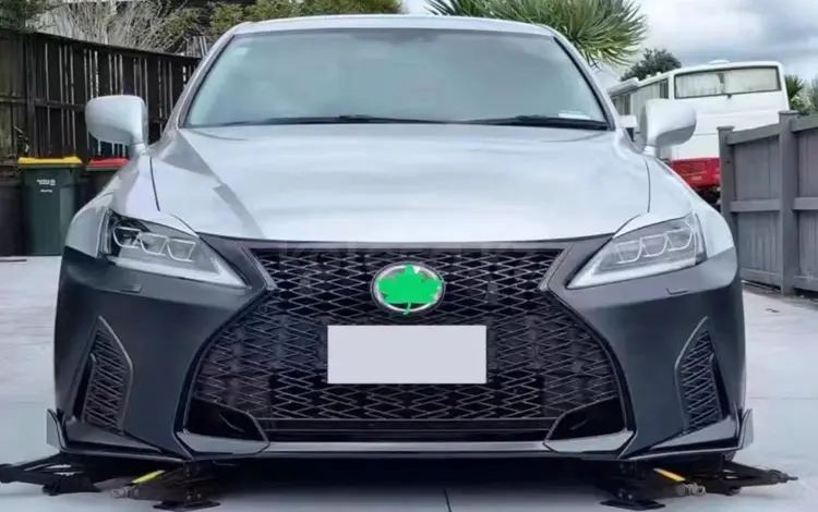 Передний бампер на Lexus IS 2006-12 дизайн 2021 за 230 000 тг. в Астана