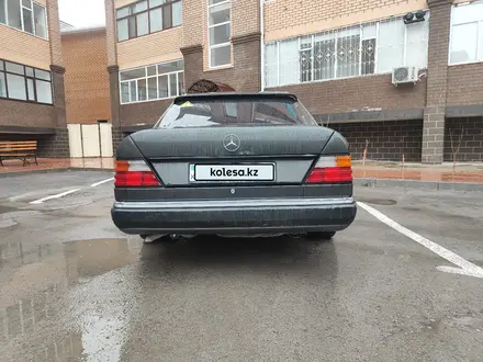 Mercedes-Benz E 200 1992 года за 1 300 000 тг. в Кызылорда – фото 5