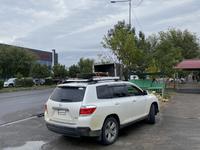 Toyota Highlander 2013 годаfor10 000 001 тг. в Актау