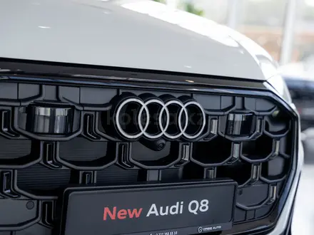 Audi Q8 55 TFSI Quattro Sport 2024 года за 63 890 000 тг. в Алматы – фото 16