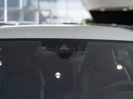 Audi Q8 55 TFSI Quattro Sport 2024 года за 63 890 000 тг. в Алматы – фото 18