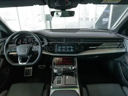 Audi Q8 55 TFSI Quattro Sport 2024 года за 63 890 000 тг. в Алматы – фото 48