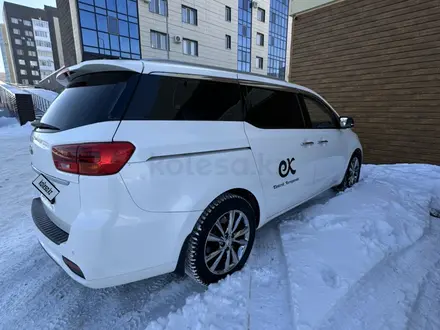 Kia Carnival 2019 года за 15 000 000 тг. в Алматы – фото 4