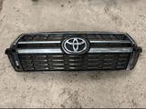Решетка радиатора Land Cruiser 200 за 130 000 тг. в Алматы