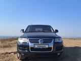 Volkswagen Touareg 2009 года за 6 300 000 тг. в Алматы – фото 5