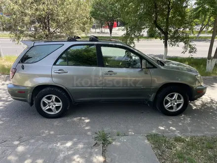 Lexus RX 300 2000 года за 3 900 000 тг. в Шымкент – фото 2
