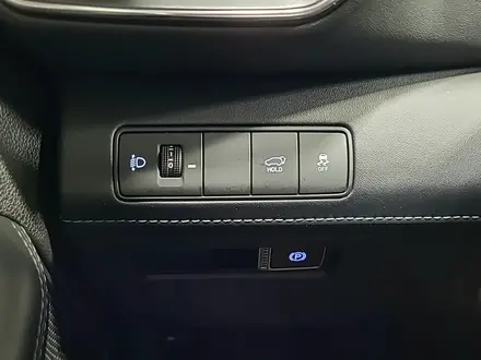 Hyundai Santa Fe 2021 года за 14 990 000 тг. в Алматы – фото 25