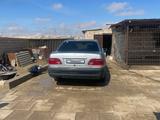 Mercedes-Benz E 230 1996 годаүшін1 400 000 тг. в Жанаозен – фото 2