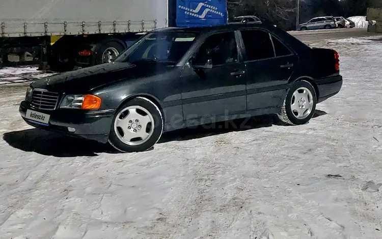 Mercedes-Benz C 220 1993 года за 2 500 000 тг. в Петропавловск