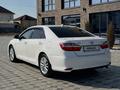 Toyota Camry 2016 года за 7 400 000 тг. в Атырау