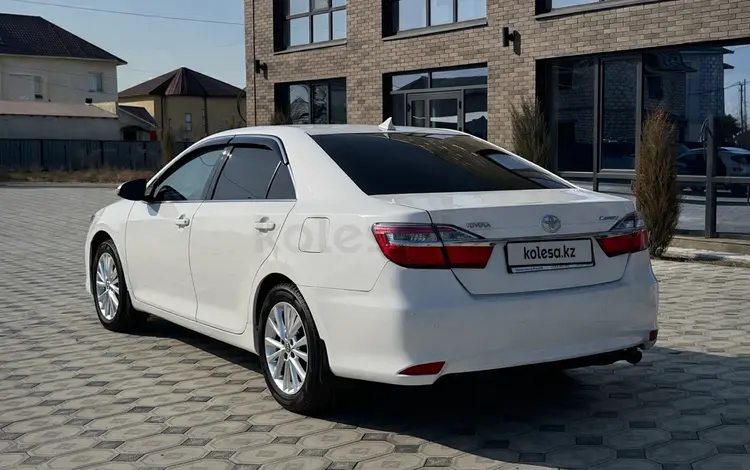 Toyota Camry 2016 года за 7 400 000 тг. в Атырау