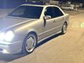 Mercedes-Benz E 320 2001 годаүшін4 750 000 тг. в Атырау – фото 3