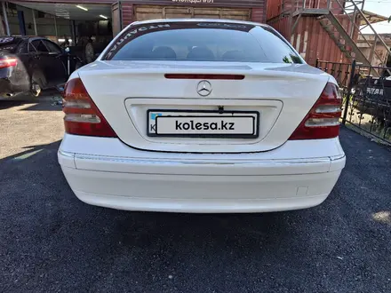 Mercedes-Benz E 320 2001 года за 3 200 000 тг. в Шымкент – фото 4