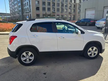 Chevrolet Tracker 2014 года за 5 450 000 тг. в Астана – фото 2