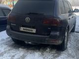 Volkswagen Touareg 2004 года за 1 400 000 тг. в Алматы