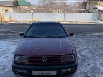 Volkswagen Vento 1993 года за 1 000 000 тг. в Есик – фото 2