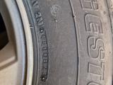 Новые шины Bridgestone с дисками за 220 000 тг. в Атырау – фото 4